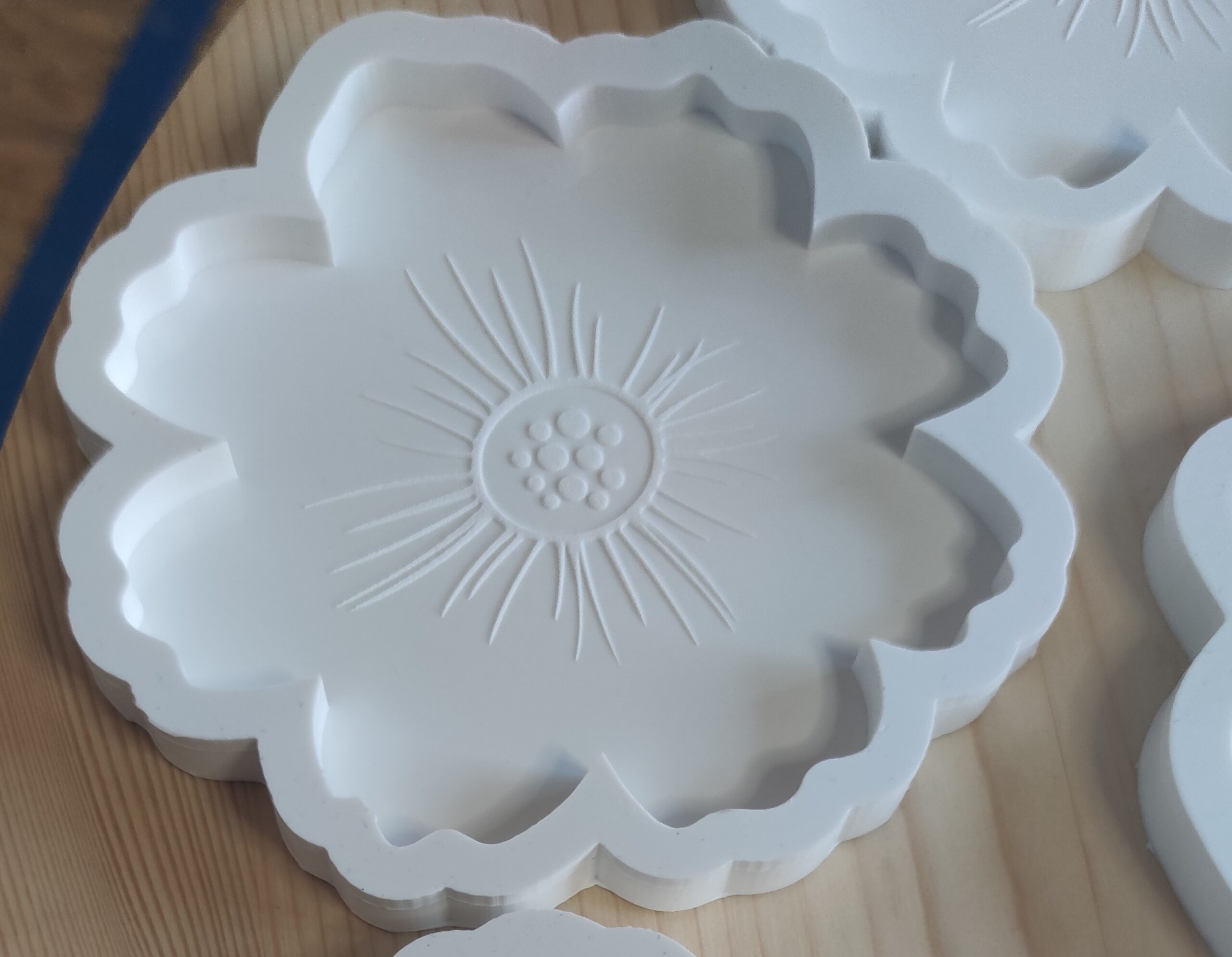 Silikonski kalup cvijet s gravurom cca 13 x 1 cm - od Platinum silikona - izraada po narudži